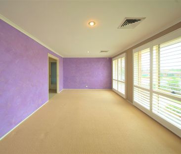 Spacious Home with Pool&excl; - Photo 5