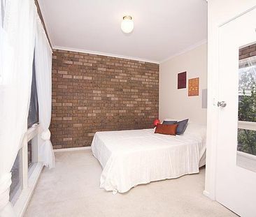 2/6 William Street, Hawthorn VIC 3122 - Photo 4
