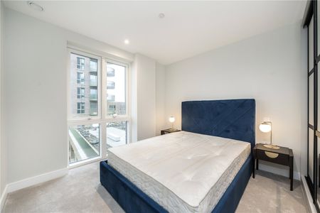 Astell Road, London, SE3 9EH - Photo 2