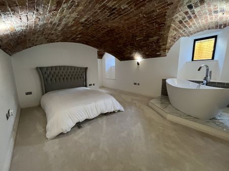 Moreby, York, Escrick - Photo 4