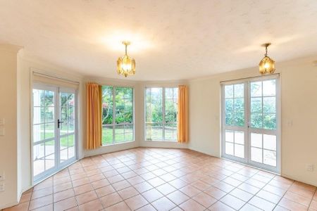 Paraparaumu - 4 bedrooms - Photo 2