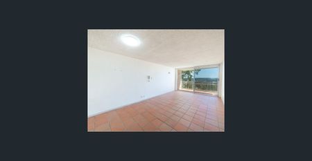 Bright, Light and Views Galore! - Photo 2