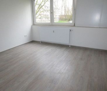 Schöne Wohnung sucht Mieter: geräumige 3,5-Zimmer-Wohnung - Photo 1