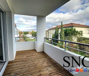 T3 AVEC BALCON ET DEUX PARKINGS - Photo 4