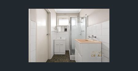 MODERN COMFORT IN A PRIME LOCATION - Photo 5