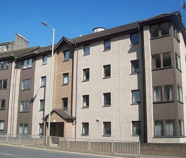 GR Lochee Road, Dundee - Photo 3