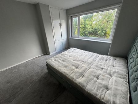 3 bedroom semi-detached house to rent - Photo 5