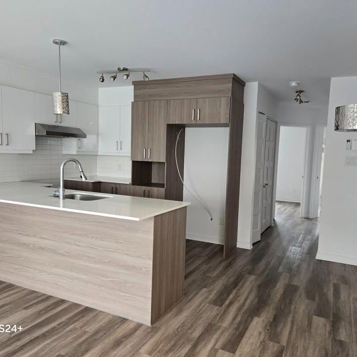 À louer – Magnifique condo 4 ½ – 1050 pi²- niveau terrasse - Photo 1