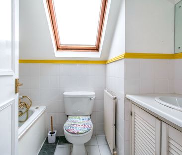 2 bedroom apartment to rent Danecourt Road, Poole, BH14 - Photo 5