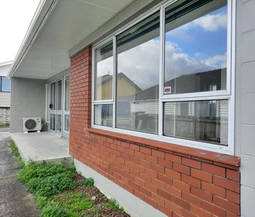 Sunny Brick and Tile Unit - Photo 3