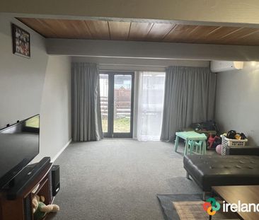 A Stroll to Cafes & Shops - Photo 6