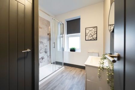 2 Bed Terraced House, Autumn Grove, LS6 - Photo 5