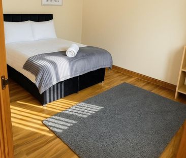 5 Bed Semi-Detached House, Middleton Boulevard, NG8 - Photo 4