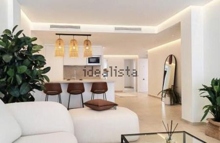 Alquiler de piso en Calle el Califa - Photo 4