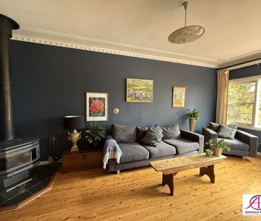 Popular South Hill - Views over town - Photo 1