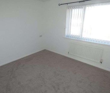 Greenhills, Newcastle Upon Tyne, NE12 - Photo 2