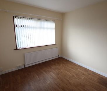 27 Lisbane Drive, Newtownabbey, BT37 0LN - Photo 2