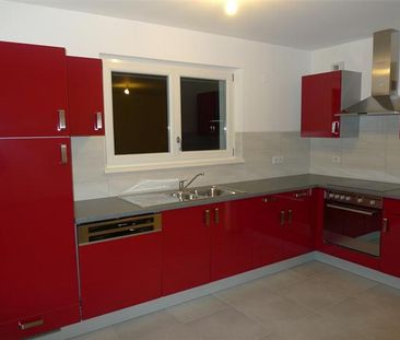 Location Appartement 4 pièces 80m² - Photo 4