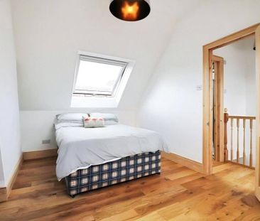 3 bedroom flat to rent - Photo 6
