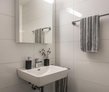 4.5 - Zimmer - Attikawohnung - Top Ausbaustandard - Photo 4