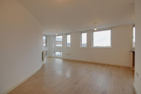 1 bedroom apartment to rent - Photo 2