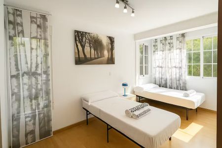 Calle de Hernán Cortés, Leganés, Community of Madrid 28911 - Photo 4