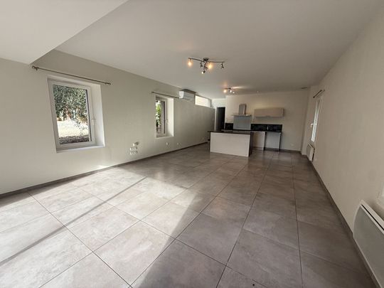 Location maison 4 pièces, 123.40m², Sainte-Eulalie - Photo 1