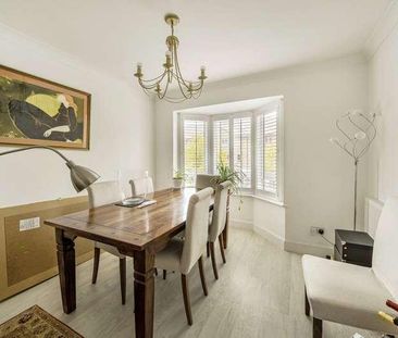 May Bate Avenue, Kingston Upon Thames, KT2 - Photo 2