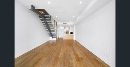 Modern Split-Level Apartment in the Heart of Pyrmont - Photo 5