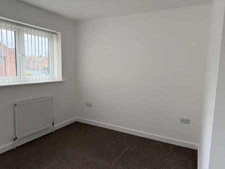 Blenheim Road, Wigan, WN5 - Photo 3