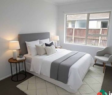 Spacious 3-Bedroom Family Home in Avondale - Photo 2