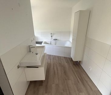 Neubau in Feldrandlage: 3-Zimmer-Wohnung mit Gartenzugang von allen... - Photo 3