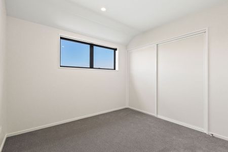 33 Russell Street, Linwood - Photo 3