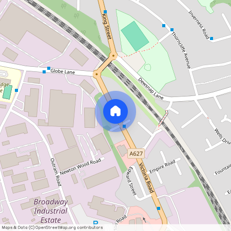 Victoria Road, Dukinfield, SK16 4UW