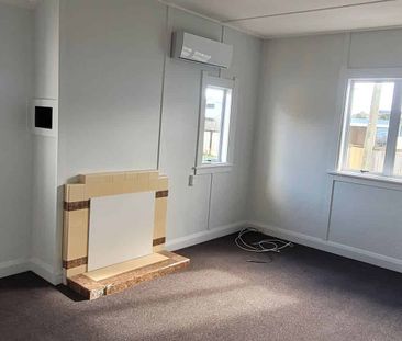 114 MacFarlane Street - Photo 2