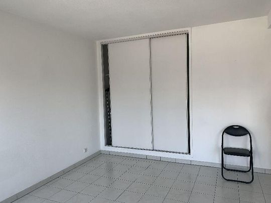 Location appartement Marseille 8ème (13008) - Photo 1