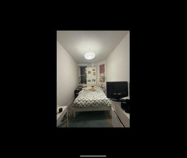 Room in a Shared Flat, Tron Square, EH1 - Photo 2