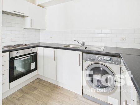 Upton Park, Slough, Berkshire,SL1 - Photo 3