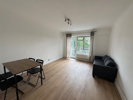 3 Bed Flat, Campden House, NW6 - Photo 2