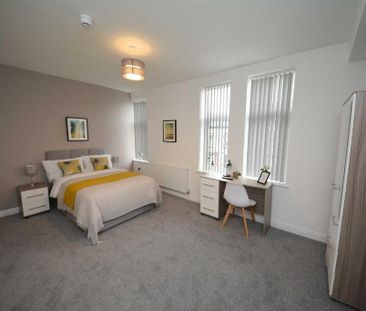 1 bedroom in a house share to rent - Photo 4