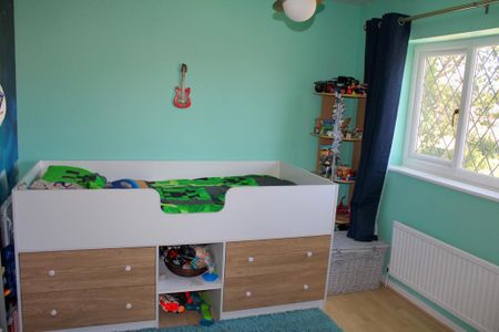 3 bedroom detached house to rent - Photo 5