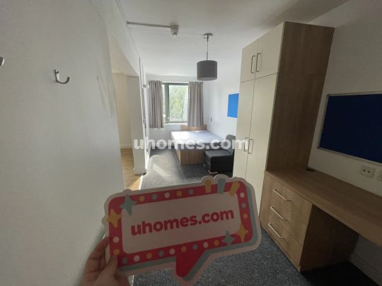 Gold Studio - Photo 1