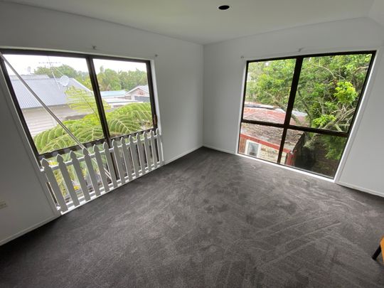 3 Bedroom Bungalow, Mount Eden - Photo 1