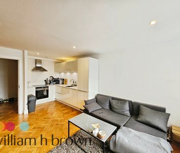 Parkway, Chelmsford - Photo 2