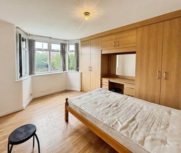 4 bedroom semi-detached house to rent - Photo 1