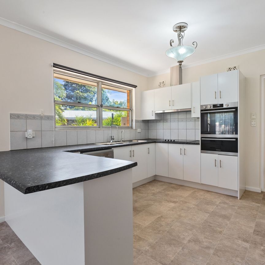 Delightful Family Home - Photo 1