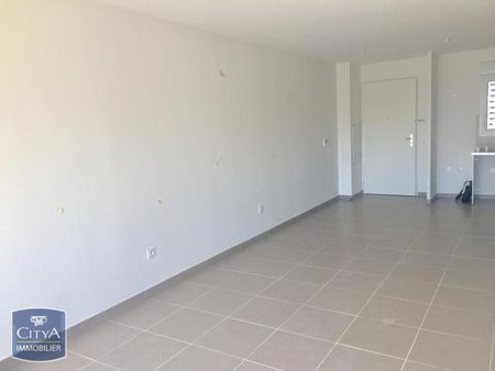 Location Appartement 2 pièces 50m² MARTIGUES 13500 - Photo 5