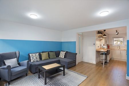 2 bedroom flat to rent - Photo 4