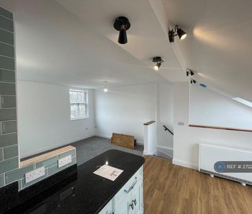 3 bedroom maisonette to rent - Photo 6