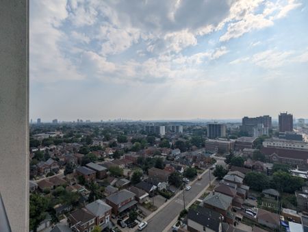 For Lease - 1603 Eglinton Avenue Unit# 1406, Toronto, Ontario - Photo 2